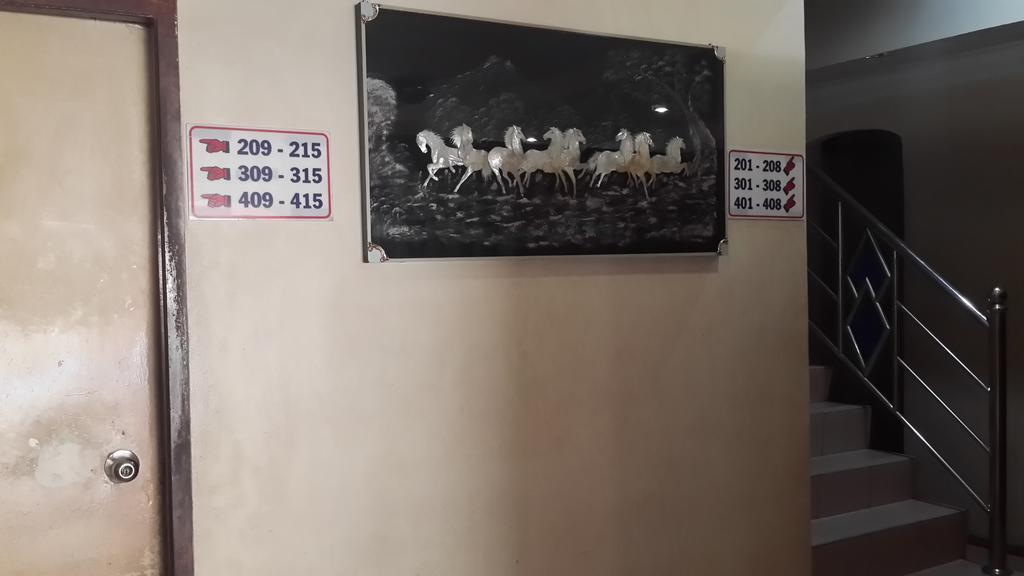 โรงแรมบาตัม สตาร์ Batam ภายนอก รูปภาพ